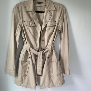TAHARI tan jacket with belt and snaps no size tag